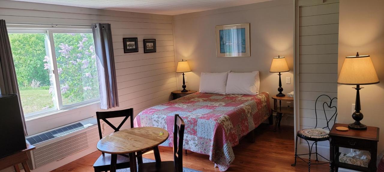 Hawks House Inn Walpole ภายนอก รูปภาพ