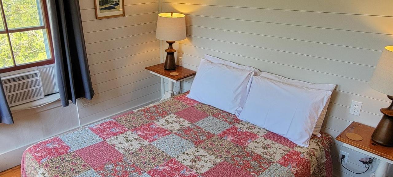 Hawks House Inn Walpole ภายนอก รูปภาพ
