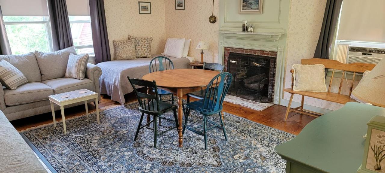 Hawks House Inn Walpole ภายนอก รูปภาพ