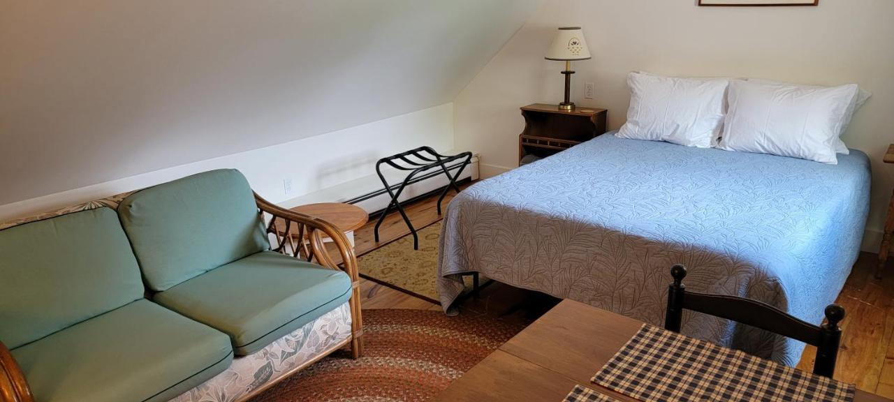Hawks House Inn Walpole ภายนอก รูปภาพ