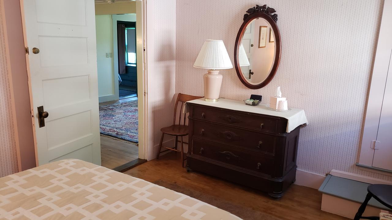 Hawks House Inn Walpole ภายนอก รูปภาพ