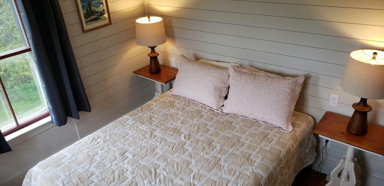 Hawks House Inn Walpole ภายนอก รูปภาพ