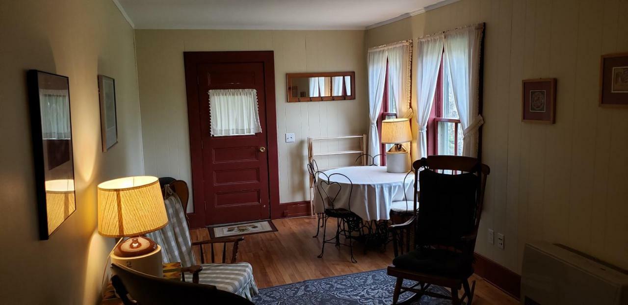Hawks House Inn Walpole ภายนอก รูปภาพ